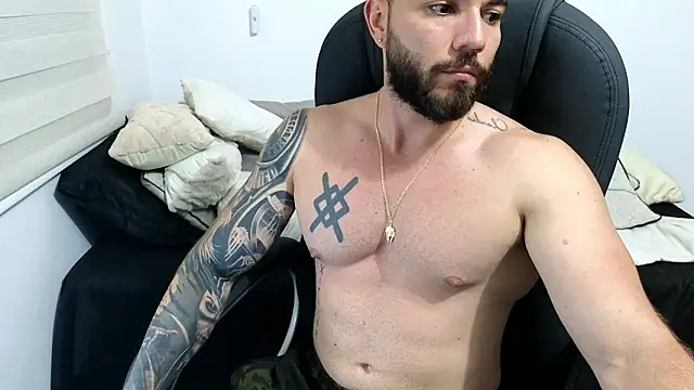 Snapshot of Isaac_Carter chatting on March 5, 2026, 11:45 pm Isaac Carter online show from March 5, 2026, 11:45 pm