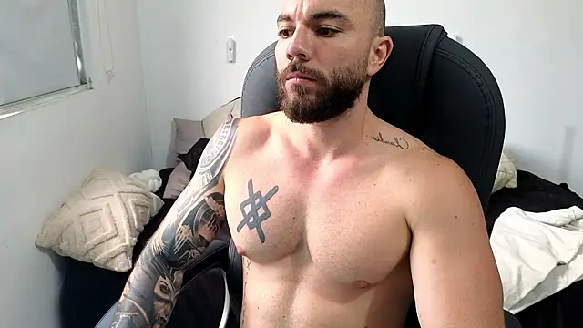 Snapshot of Isaac_Carter chatting on March 24, 2026, 10:59 pm Isaac Carter online show from March 24, 2026, 10:59 pm