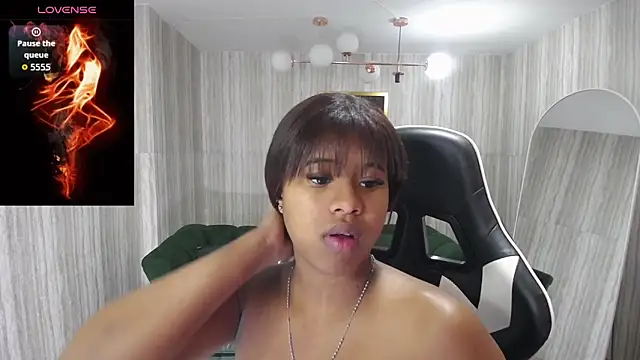 Snapshot of abby1_t_ chatting on October 5, 2025, 3:27 am abby1 t  online show from October 5, 2025, 3:27 am