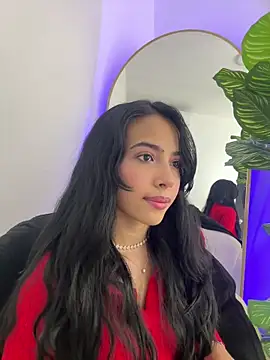  Emily Thompson  online show from February 26, 2026, 1:48 am