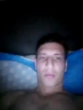 Snapshot of Alejo_baby18 chatting on March 6, 2025, 3:13 am Alejo baby18 online show from March 6, 2025, 3:13 am