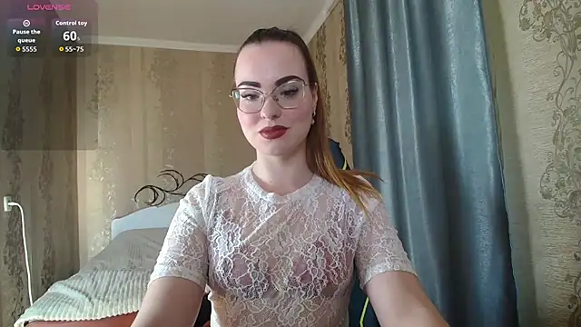 Leila Kissyu online show from May 4, 2026, 2:13 pm