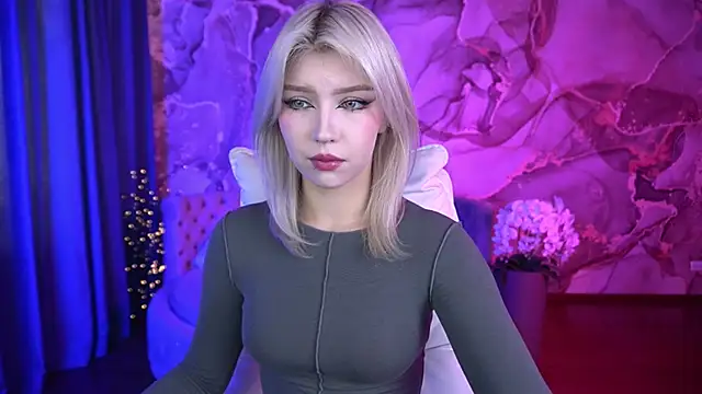 Snapshot of SelenaIris chatting on September 26, 2025, 6:06 am SelenaIris online show from September 26, 2025, 6:06 am