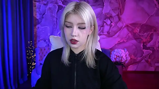 Snapshot of SelenaIris chatting on September 27, 2025, 6:29 am SelenaIris online show from September 27, 2025, 6:29 am