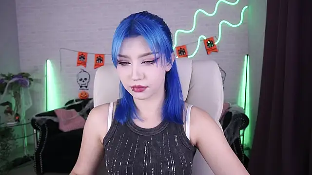 Snapshot of SelenaIris chatting on October 28, 2025, 8:55 pm SelenaIris online show from October 28, 2025, 8:55 pm