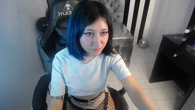 lissacatty t online show from March 22, 2025, 1:22 am