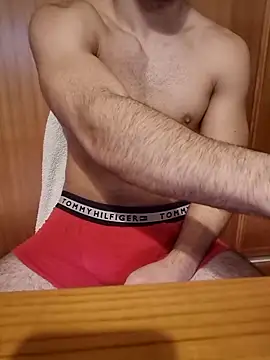 Snapshot of LucianDraven chatting on March 8, 2025, 4:28 pm LucianDraven online show from March 8, 2025, 4:28 pm