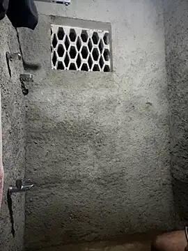 dam-her-boy online show from February 14, 2026, 3:20 pm