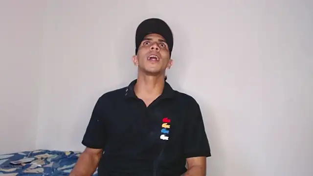 Monkey uchiha777 online show from December 18, 2025, 10:38 pm