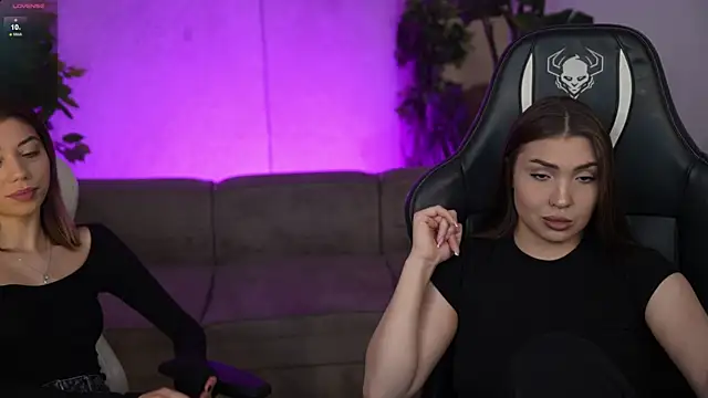 Snapshot of Billie054 chatting on October 15, 2025, 6:46 am Billie054 online show from October 15, 2025, 6:46 am