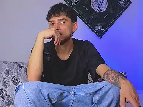 samevansx  online show from November 8, 2025, 7:56 pm