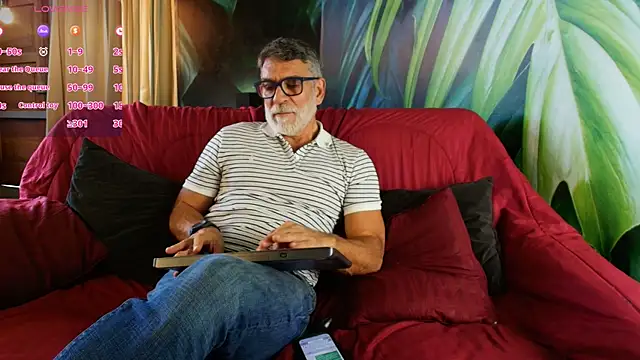 LukeCrews online show from October 4, 2025, 6:39 pm