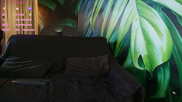 LukeCrews online show from October 12, 2025, 6:51 pm