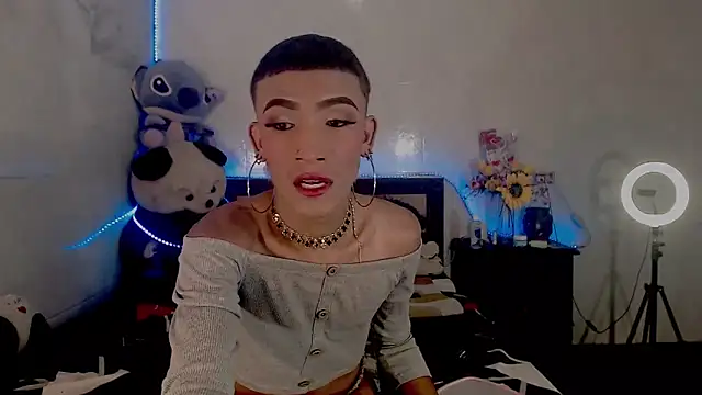 Snapshot of KimberlyXtreme chatting on September 10, 2025, 2:22 am KimberlyXtreme online show from September 10, 2025, 2:22 am