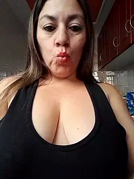 Luna-nevada online show from September 24, 2025, 10:24 pm