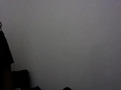 Snapshot of shaniko89isscam chatting on April 25, 2026, 4:15 pm shaniko89isscam online show from April 25, 2026, 4:15 pm