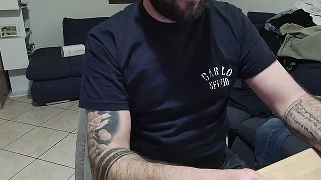 maialinofriuli online show from January 8, 2026, 9:39 pm