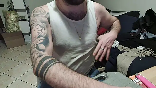 maialinofriuli online show from February 4, 2026, 8:14 pm