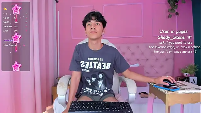 Snapshot of SHADY_STONE chatting on September 11, 2025, 9:15 pm SHADY STONE online show from September 11, 2025, 9:15 pm