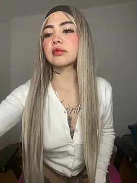 Snapshot of Mia_cullen_ chatting on October 11, 2025, 1:38 am Mia cullen online show from October 11, 2025, 1:38 am