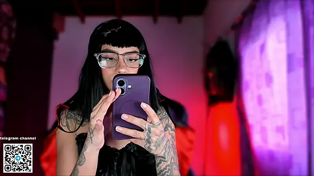 sofiafenty online show from February 3, 2026, 7:52 pm