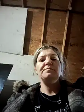 sexytattedbabe online show from October 27, 2025, 6:01 pm