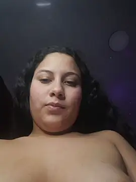 esmeralda jadees online show from March 23, 2025, 1:20 am
