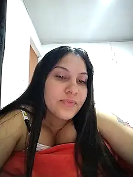 esmeralda jadees online show from March 27, 2026, 1:11 pm