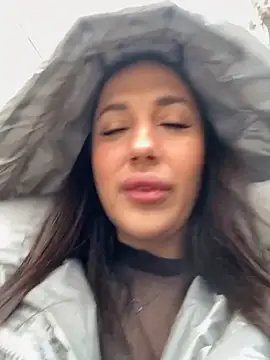 Snapshot of AleksandraRich chatting on October 14, 2025, 2:12 am AleksandraRich online show from October 14, 2025, 2:12 am