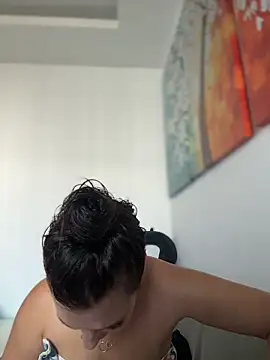 Snapshot of AleksandraRich chatting on December 14, 2025, 3:45 am AleksandraRich online show from December 14, 2025, 3:45 am