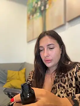 Snapshot of AleksandraRich chatting on March 10, 2026, 12:37 am AleksandraRich online show from March 10, 2026, 12:37 am