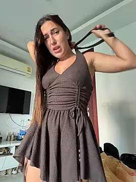 Snapshot of AleksandraRich chatting on March 26, 2026, 1:44 am AleksandraRich online show from March 26, 2026, 1:44 am