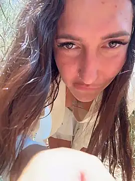 Snapshot of AleksandraRich chatting on April 6, 2026, 4:46 am AleksandraRich online show from April 6, 2026, 4:46 am