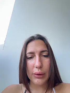 Snapshot of AleksandraRich chatting on April 12, 2026, 12:59 am AleksandraRich online show from April 12, 2026, 12:59 am