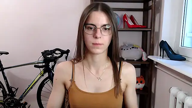 love megi online show from December 17, 2025, 2:23 pm