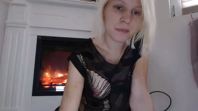 ElssaRush online show from October 29, 2025, 5:53 am