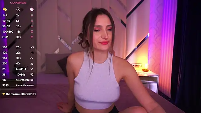 JanieFoxy online show from March 14, 2025, 12:29 pm