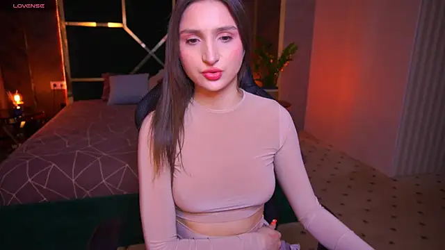 JanieFoxy online show from March 19, 2025, 7:07 am