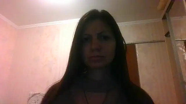 Snapshot of AliseWats chatting on March 9, 2025, 5:28 pm AliseWats online show from March 9, 2025, 5:28 pm