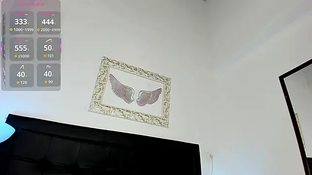 Lola Blondie online show from September 30, 2025, 12:10 pm