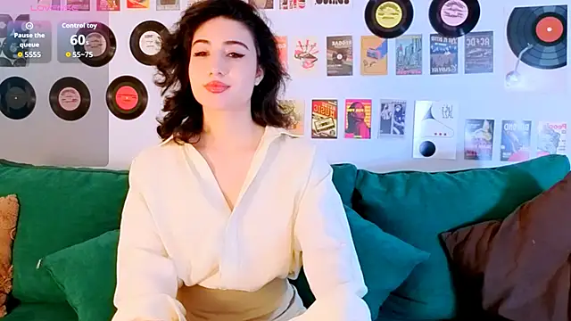 Maya Rogerss online show from April 29, 2026, 5:30 pm