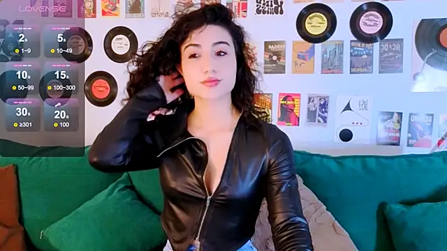 Maya Rogerss online show from May 11, 2026, 3:07 pm