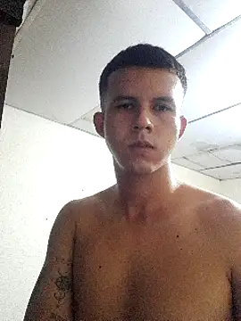 isaias4022 online show from March 6, 2025, 4:38 pm