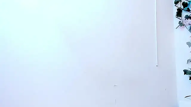 SophiaQueens online show from October 30, 2025, 8:20 pm