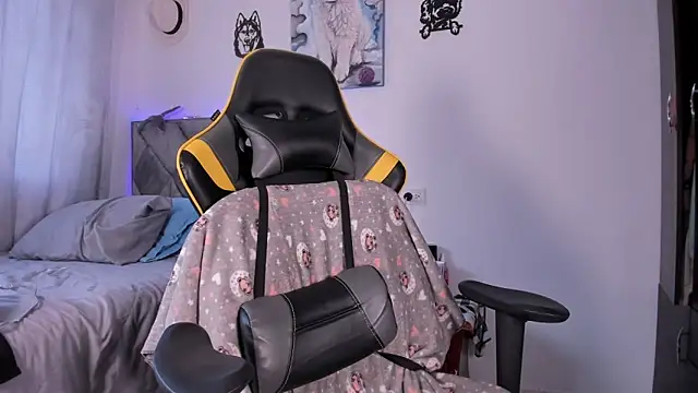 Bear-Mel online show from September 13, 2025, 8:08 pm