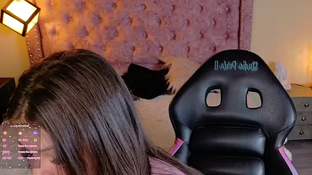 sweet  thang online show from September 23, 2025, 4:26 am