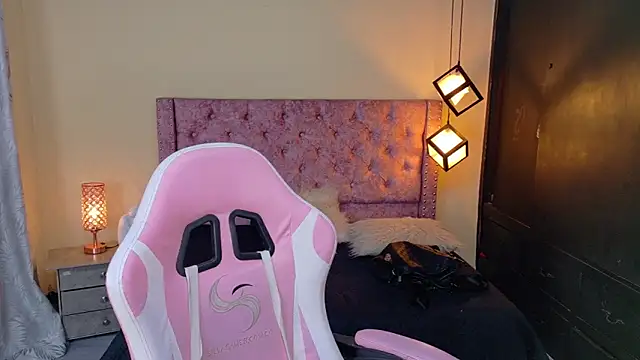 sweet  thang online show from November 9, 2025, 5:17 am