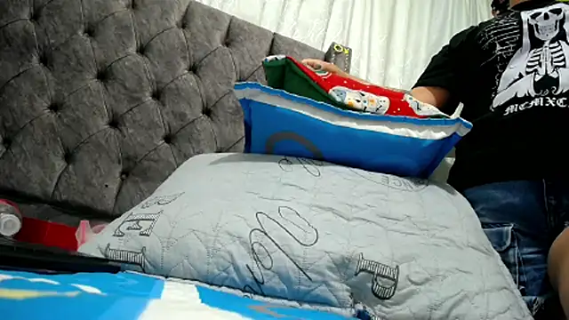 ANA-BULLOCK- online show from December 2, 2025, 11:59 am