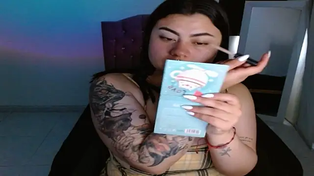 ISABELLA1609 online show from March 21, 2025, 2:51 pm