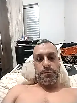 MISA456 online show from November 6, 2025, 4:13 am